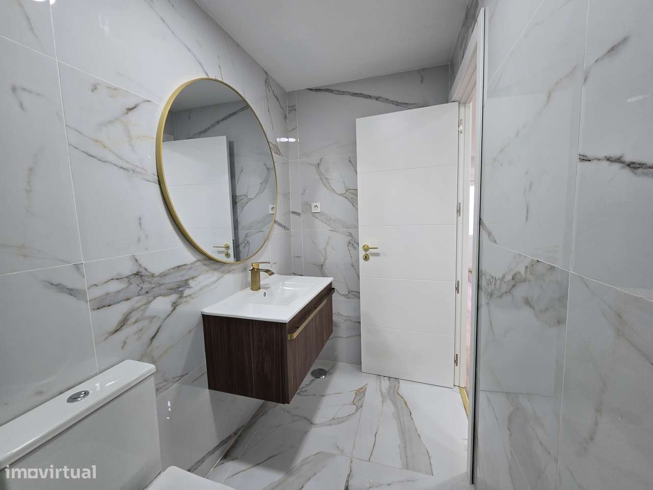 Fantástica Moradia T2 Totalmente Renovada na Zona Histórica de Palmela-9