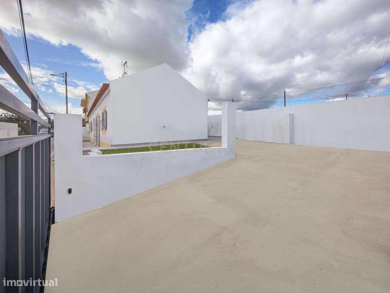 O Refúgio Perfeito em Tavira | Moradia T2 Térrea Renovada em 2024 junt-5