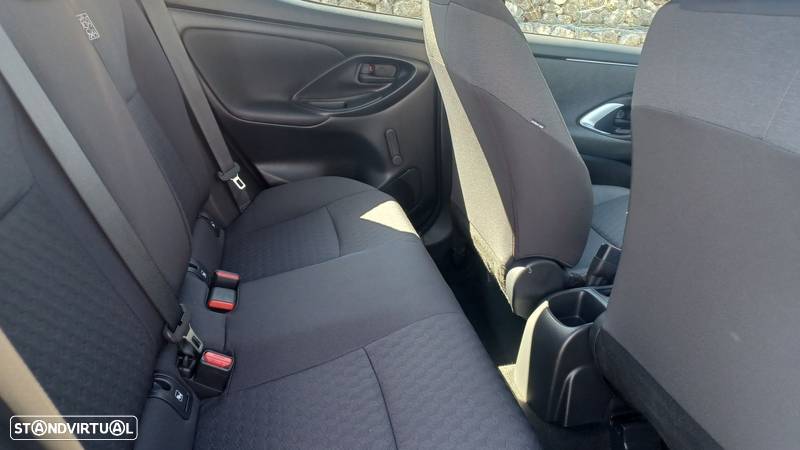 Toyota Yaris 1.0 VVT-i Comfort Plus - 7