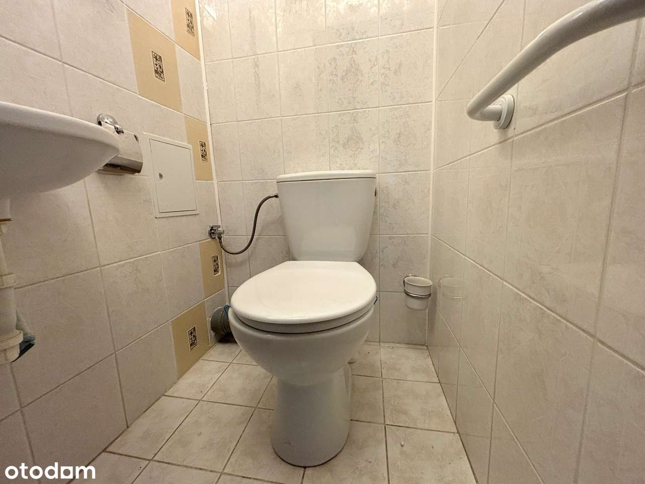 3 pokoje o pow.61m2 na II piętrze! Loggia! Parking za szlabanem!-13