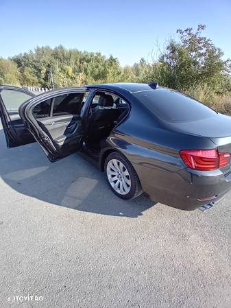 BMW Seria 5 525d xDrive Touring Aut. Luxury Line - 10
