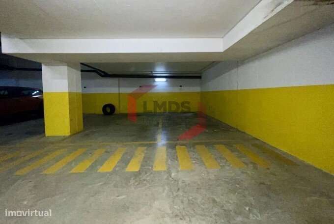 Fantástico apartamento T3 com 159 m² - Rua dos Miosótis - Paranhos-28