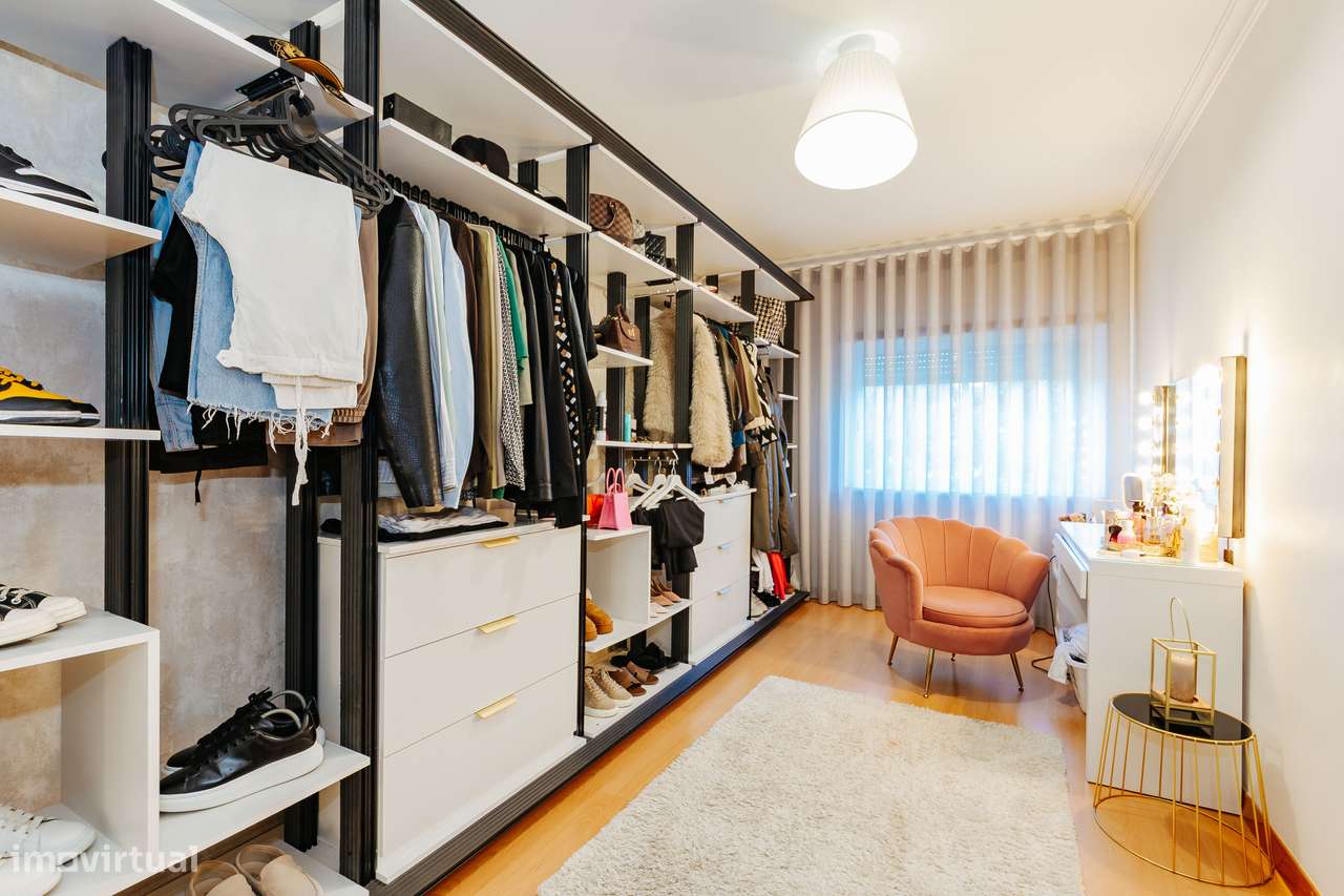 Apartamento de 4 assoalhadas em zona de excelência no Montijo-22