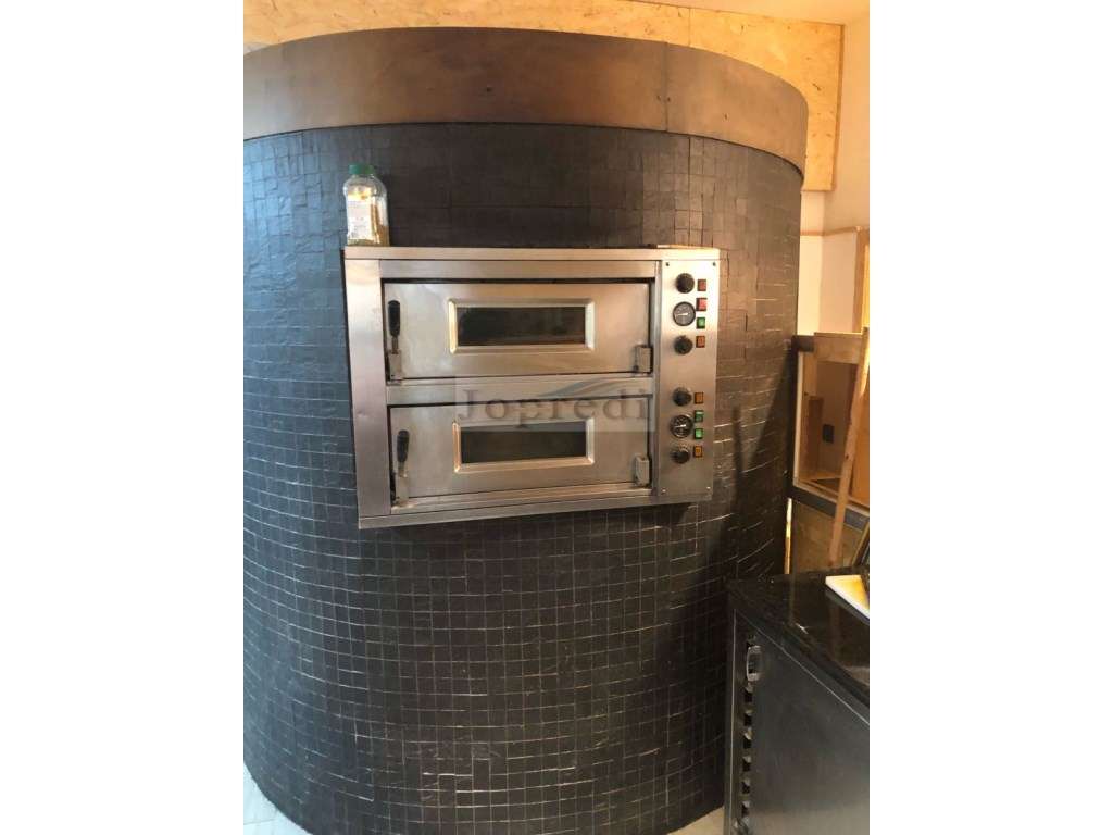 Restaurante/Pizzaria em Carcavelos-5