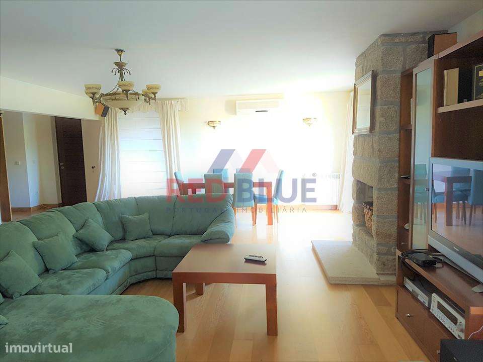 MORADIA T3+1, COM PISCINA, BARRAGEM DA CANIÇADA, GERÊS - Grande imagem: 4/27