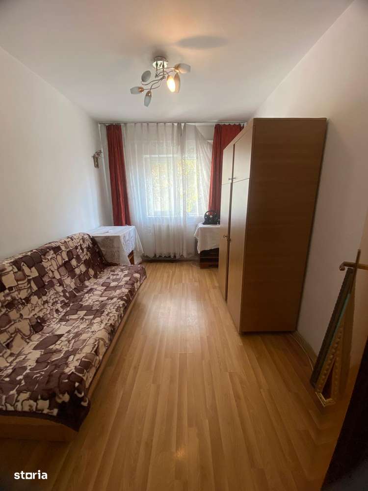 3 DECOMANDATE cu centrala,izolat, termopan, 78mp, balcon 8m,Mioritei-16