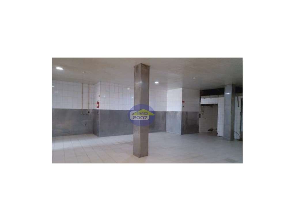 Loja para indústria em Vila Nova de Poiares - Grande imagem: 5/7