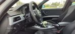 BMW 320 d Touring - 17