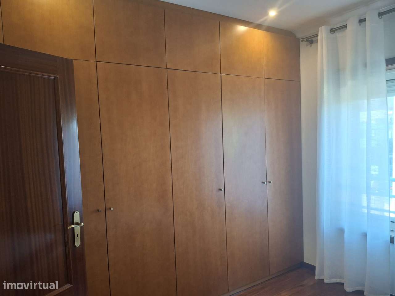 Apartamento T3 Mobilado Centro de Paredes-6