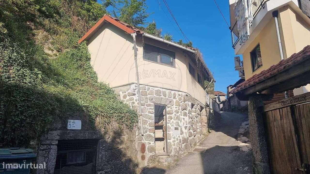 Moradia T2 para venda-12