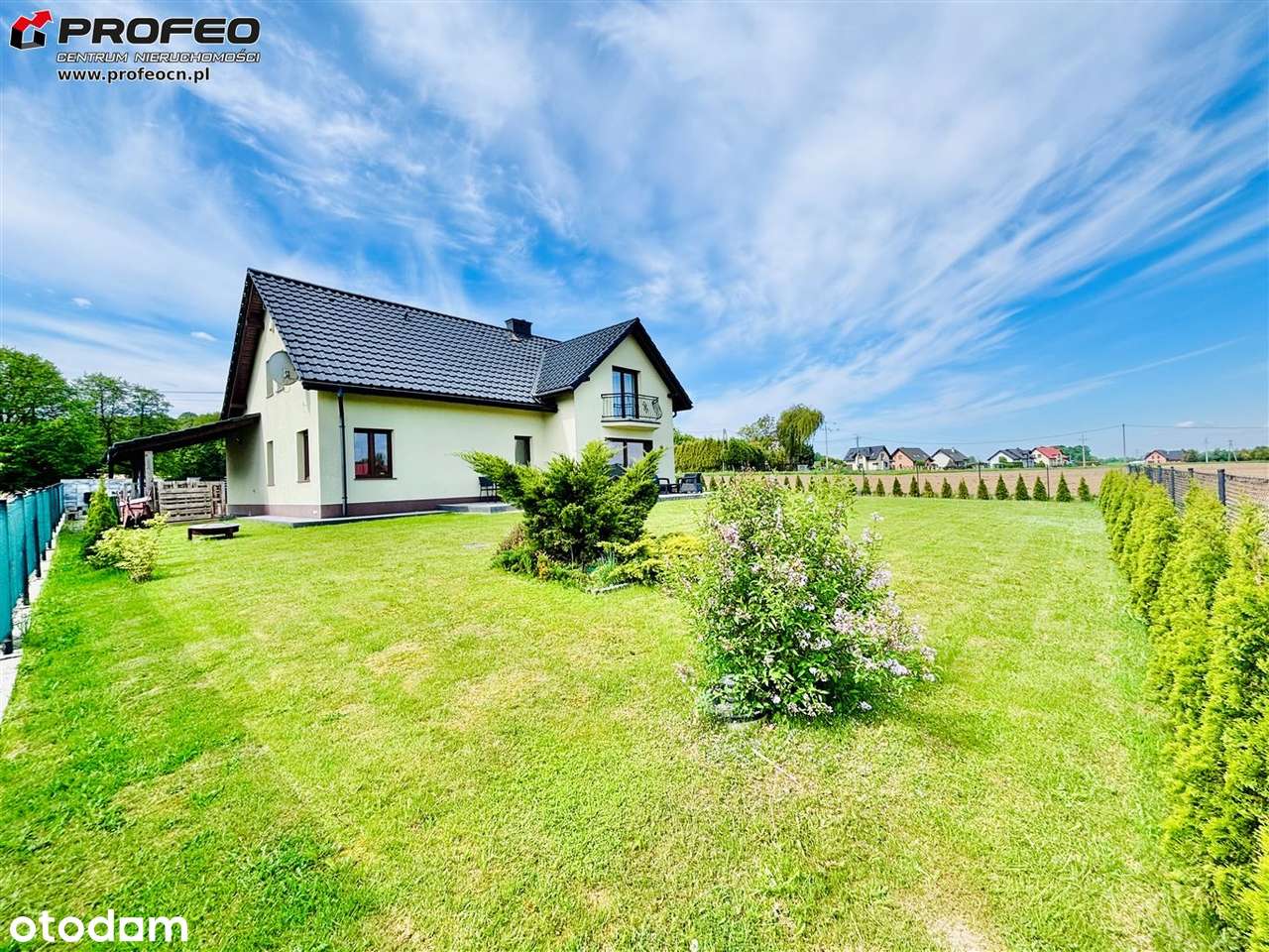 Wysoki standard i lokalizacja to wizytówka domu!-9