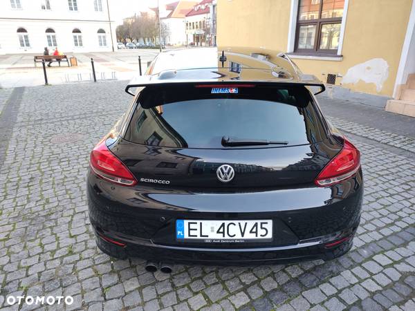 Volkswagen Scirocco 1.4 TSI DSG - 17