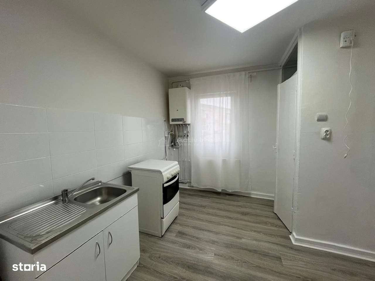 Lugoj, Ap. 2 Cam. Et. 3  Recent Renovat, Zona Timi&#537;orii-11