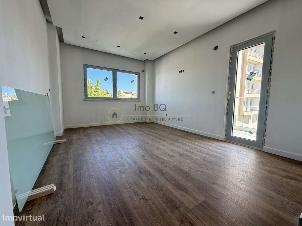 Apartamento T2 Montijo-11