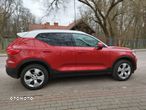 Volvo XC 40 T3 Momentum - 4