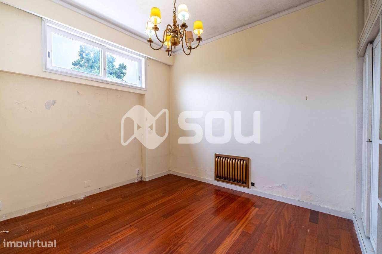 Casa Senhorial T7 num Lote de 3.320m² em Leça do Balio com-12
