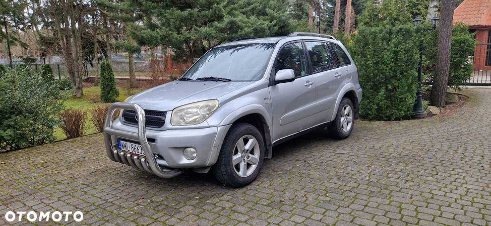 Toyota RAV4 2.0 VVT-i 4x4 - 2