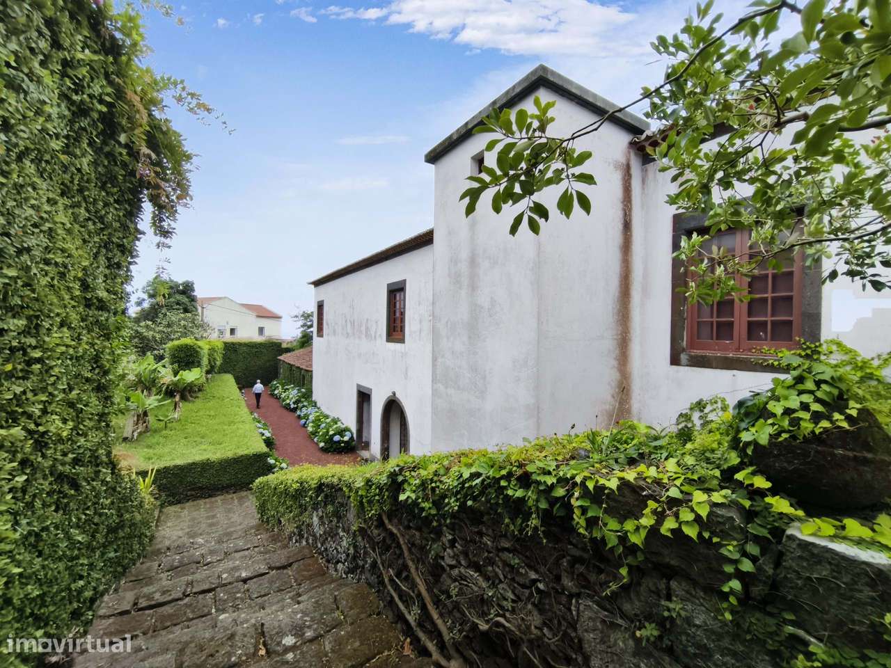 Solar Centenário de Encanto Histórico com Vista Inigualável na Ilha de-16