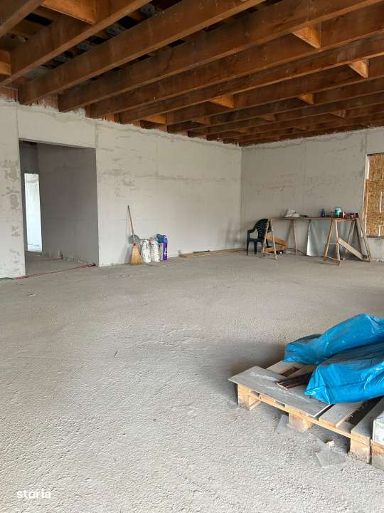 Casa individuala pe un singur nivel cu 743 mp. toate utilitatile Ciugu-6