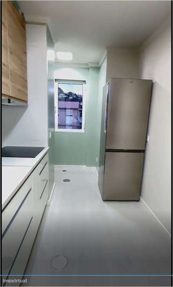 T2+1 Renovado no Centro de Gondomar, junto à Câmara!-9