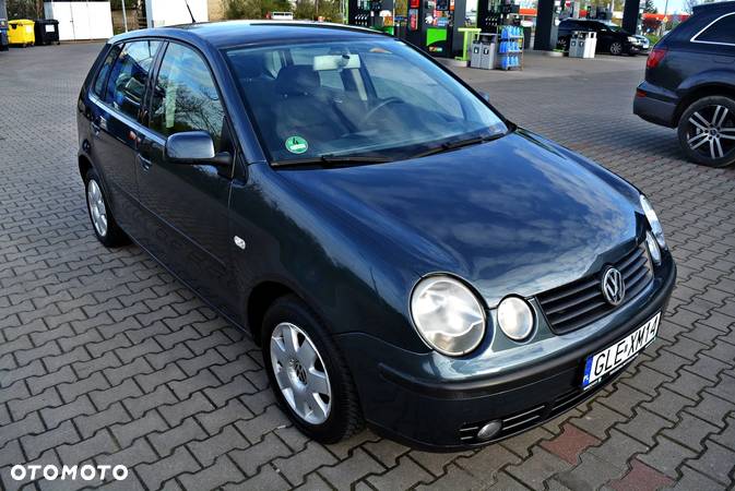 Volkswagen Polo 1.4 16V Comfortline - 5