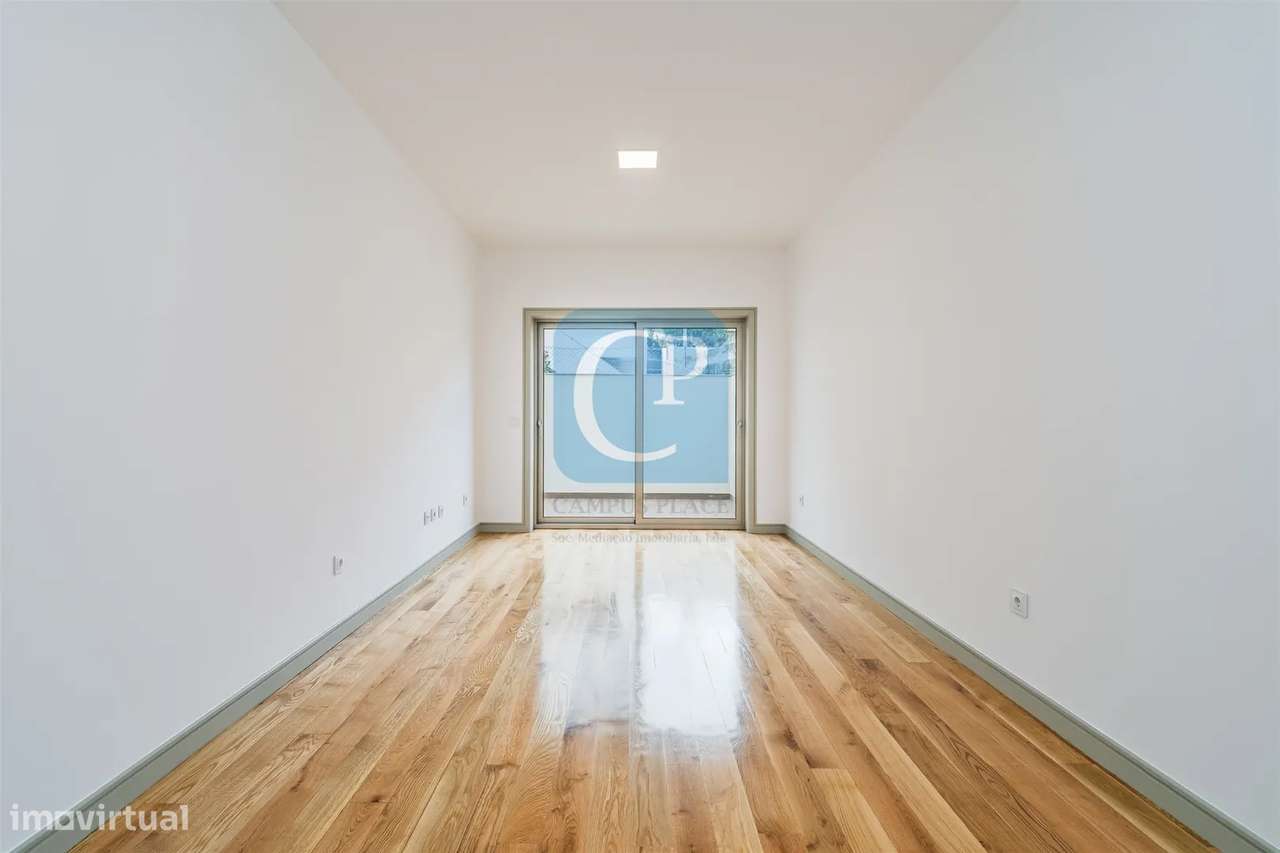 Moradia Geminada V3+2 ao Hospital São João, Paranhos, Porto - Grande imagem: 5/33