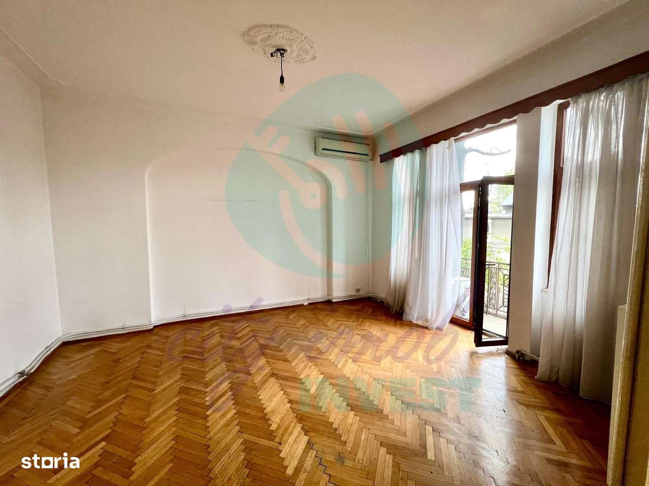 4 camere in Vila interbelica 106mp-Centrala proprie- Calea Calarasilor - Imagine principală: 5/14