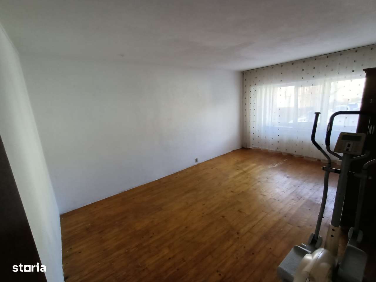 Apartament cu 3 camere decomandate, Obcini-2