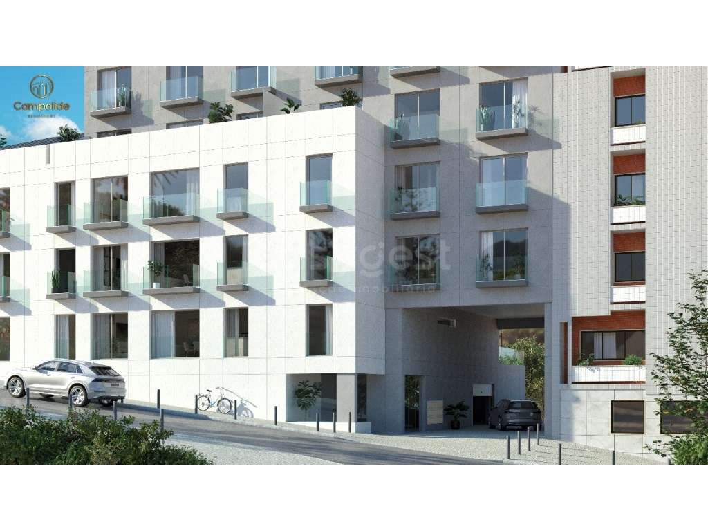 T2 Moderno com Varanda Novo em Campolide - Grande imagem: 3/10