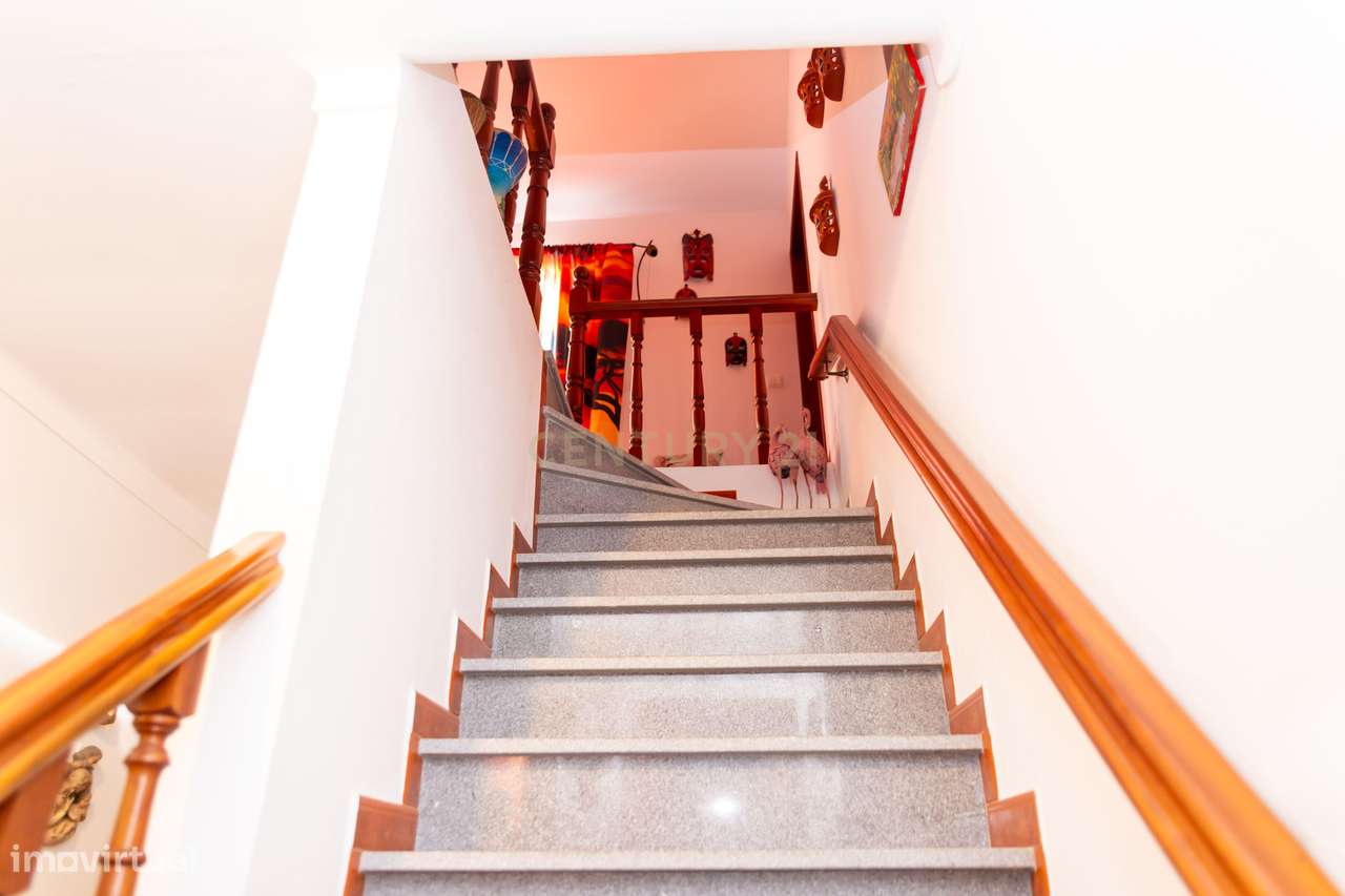 Charmosa Moradia T4 em Estremoz-27