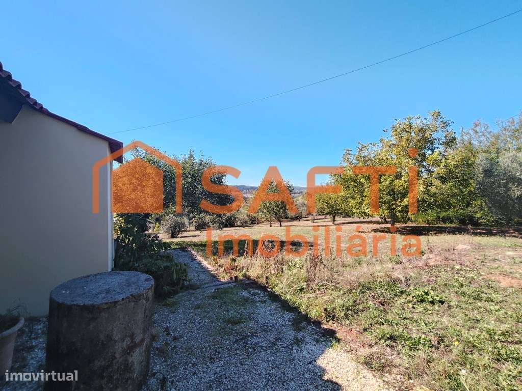 MORADIA COM TERRENO DE CULTIVO, FURO COM ÁGUA PRÓPRIA, ANEXO E UMA ... - Grande imagem: 5/37