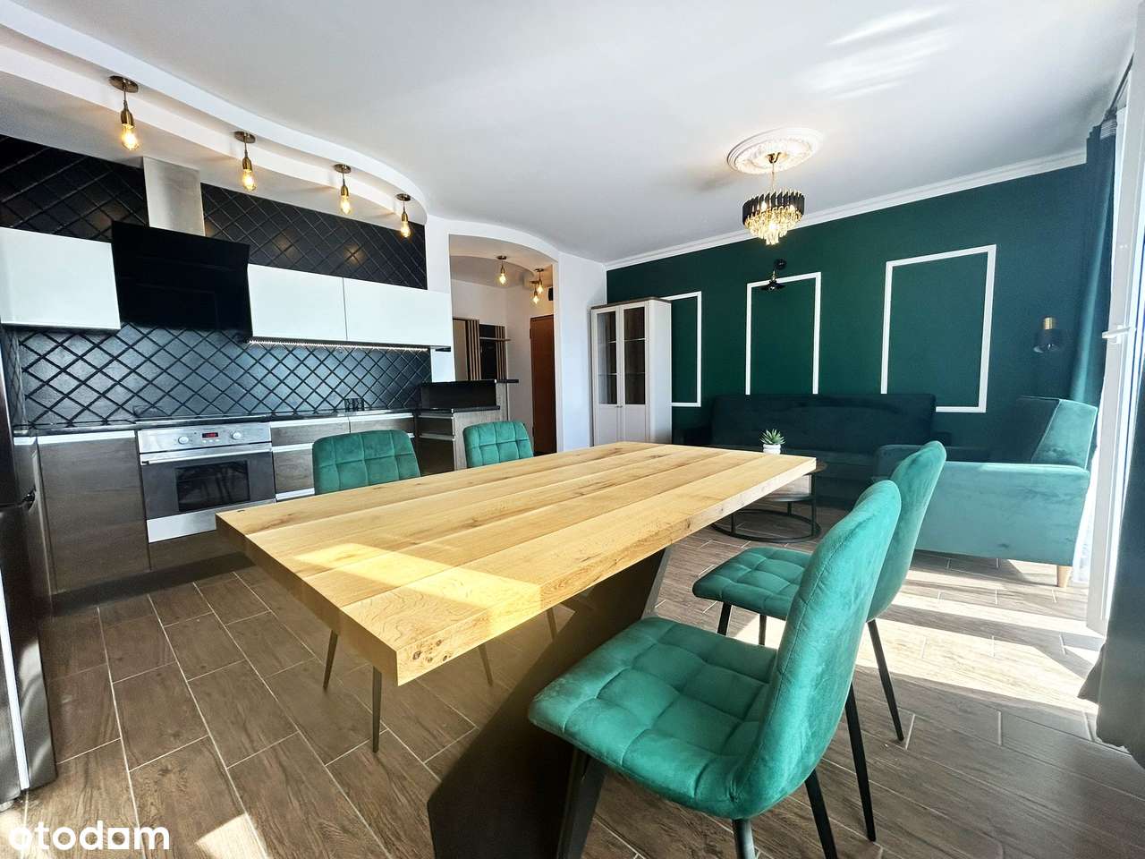 Komfortowe mieszkanie na Chełmie w bloku z 2000 r.-1