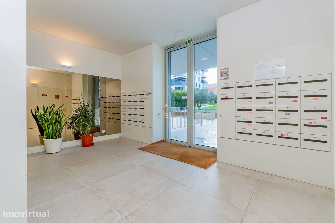 Fantástico T2 na Nova Urbanização Portela-26