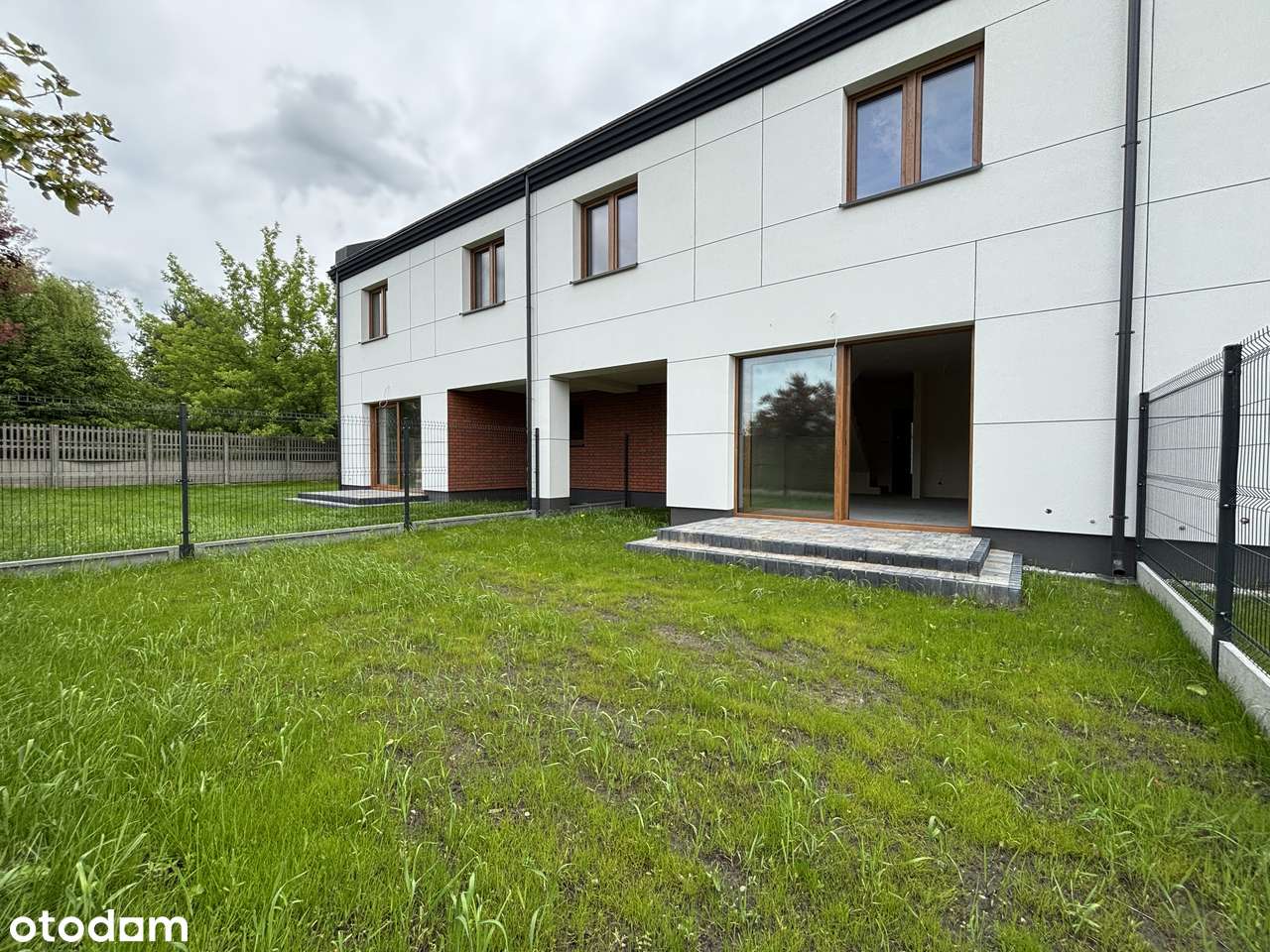 Dom w cenie mieszkania! 108 i 111 m², tylko 3 min od centrum Mińska !-5