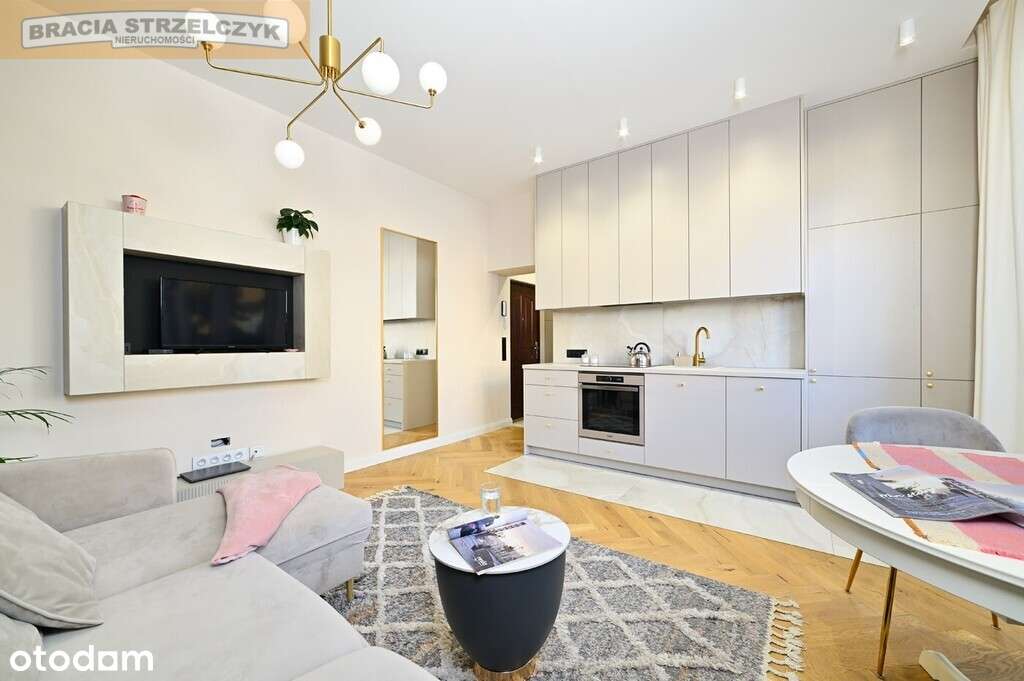 Dwa pokoje z balkonem na Pradze Południe.-1