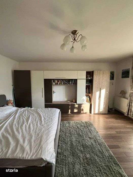 Apartament cu 2 camere, 47 mp, balcon, zona Eroilor - Imagine principală: 5/8