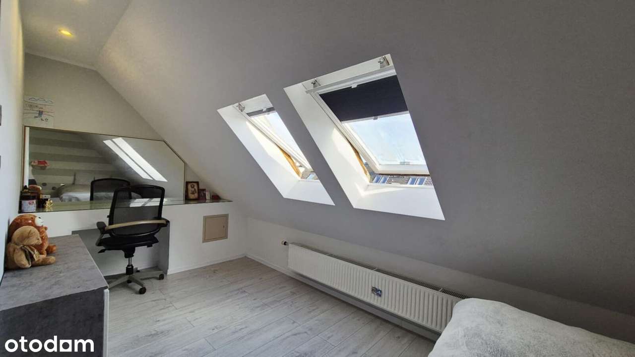 Piękne 2 poziomowe mieszkanie z balkonem, 2 łazienki!-11