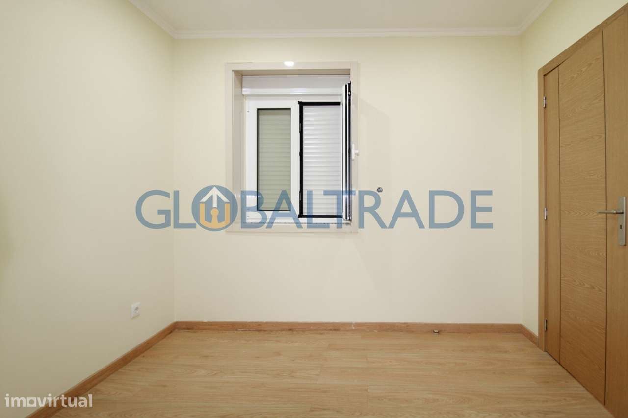 Moradia Térrea T3 totalmente renovada em Campanhã-10