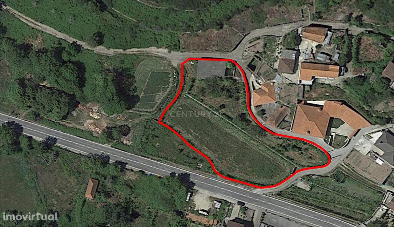 Terreno com viabilidade de construção em Piares, Penha Longa