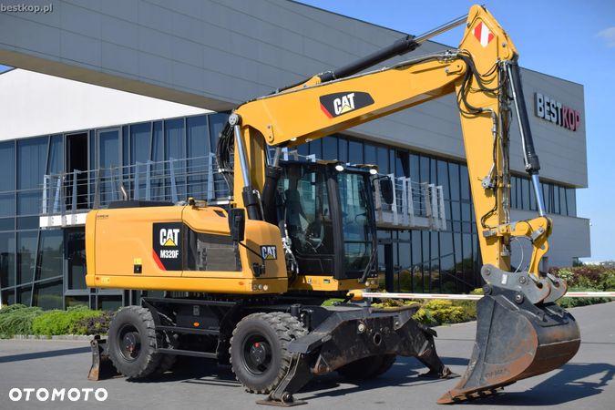 Caterpillar M320F - 1