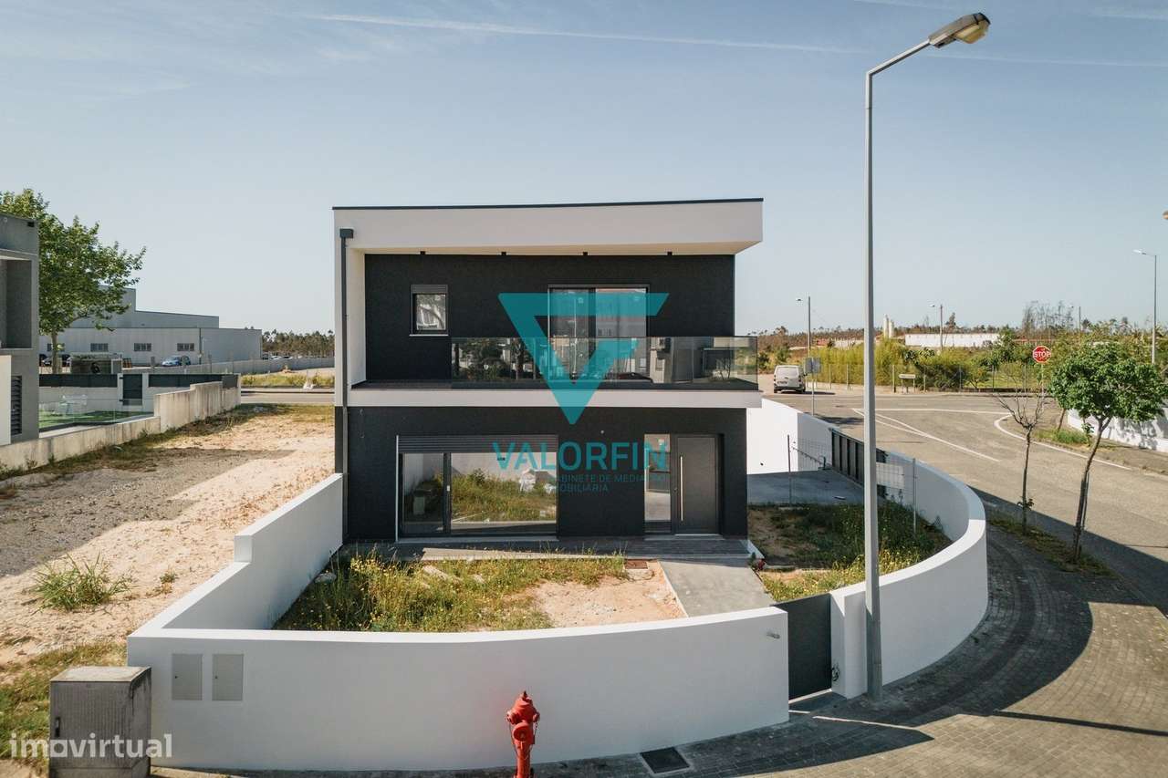 MoradiaT4 NOVA | Barosa - Leiria-41