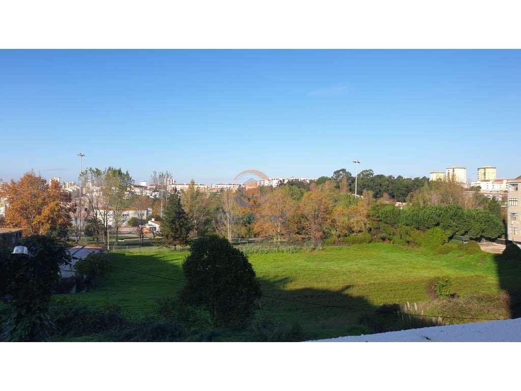 Loja Comercial com Terraço no Barreiro - Grande imagem: 5/12