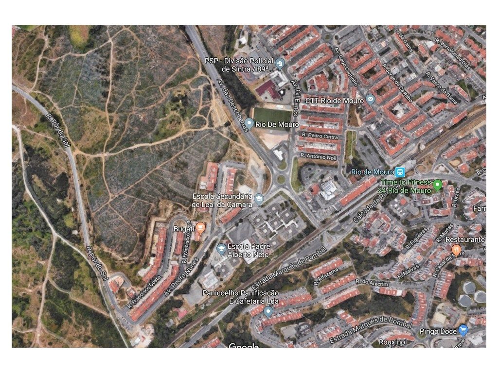 Lote de terreno urbano para prédio com 646 m2, Rio de Mou...