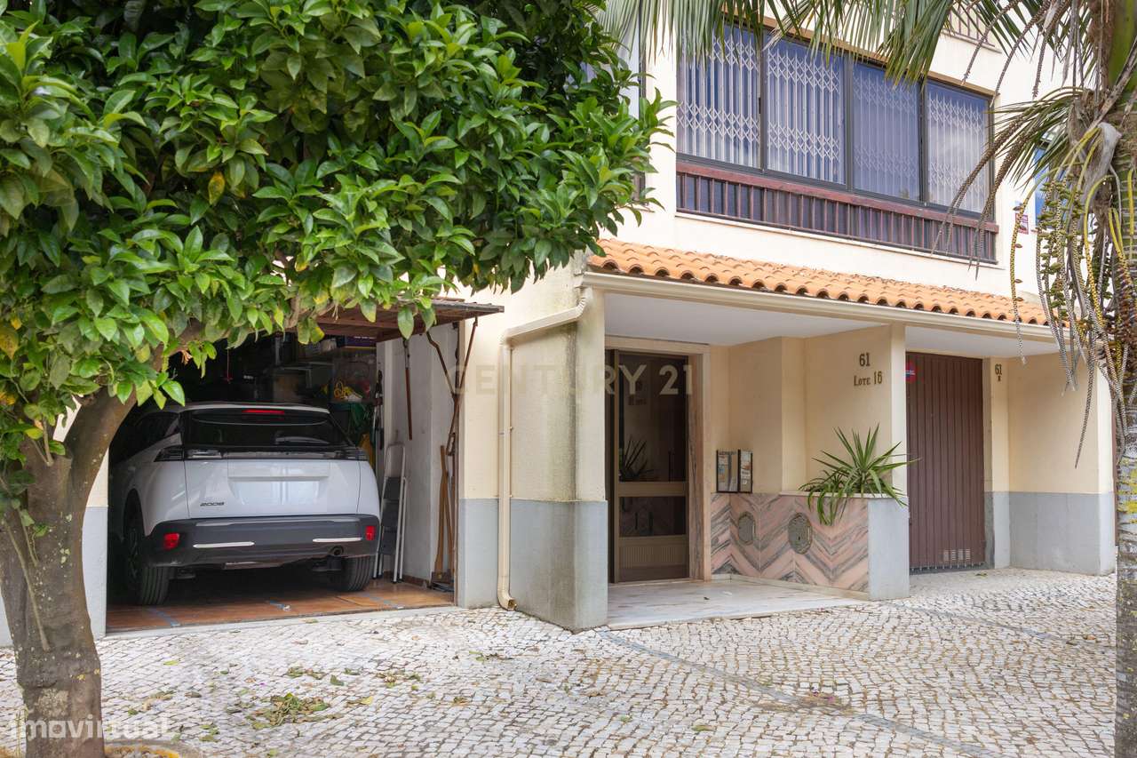 Apartamento T3+1 Duplex   Costa da Guia- Cascais-30