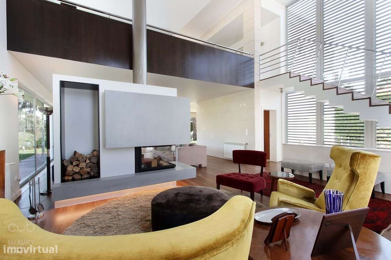 Moradia, 391 m², Charneca de Caparica e Sobreda-11