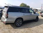 Cadillac Escalade - 3