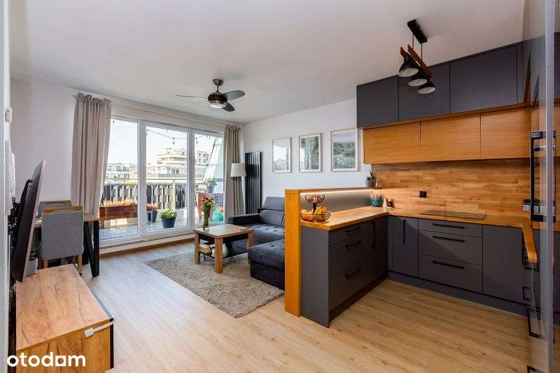 Trzy pokoje, 2 miejsca postojowe, taras, komórka l-2