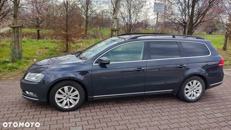 Volkswagen Passat 2.0 TDI Comfortline - 17