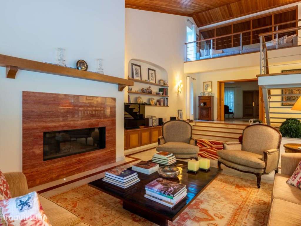 Moradia T5 com jardim e piscina em Santo Estêvão, Benavente - Grande imagem: 5/52