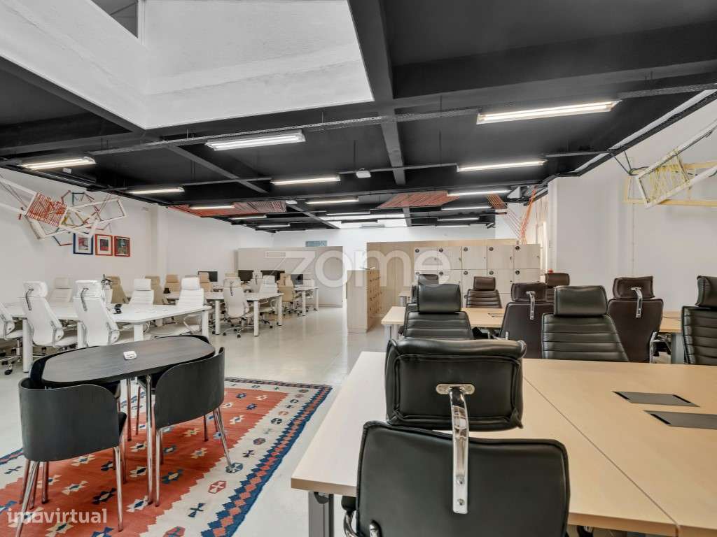 Escritório / Coworking em Marvila, Lisboa - 847 m², até 183 pessoas...-23